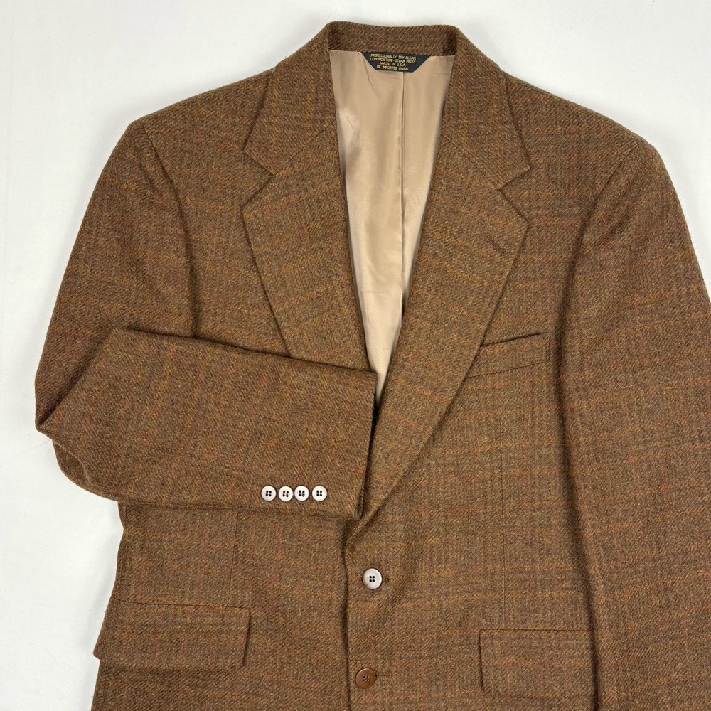 VTG 80s Embassy Square Flannel Tweed Sport Coat 42S Brown Windowpane Plaid USA